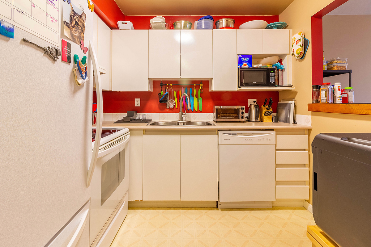 204 10668 138 Street, Surrey 8