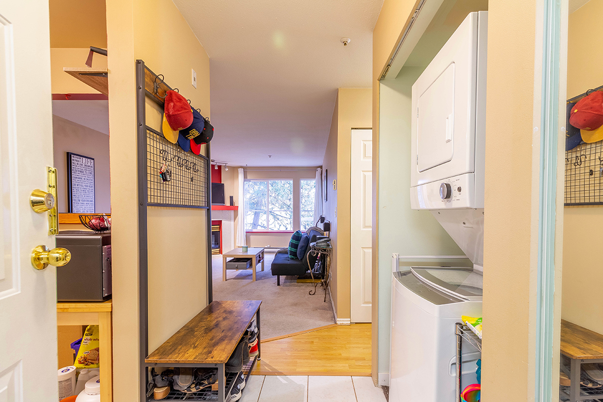 204 10668 138 Street, Surrey 9
