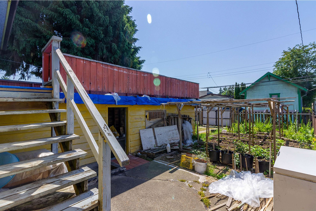 2124 E 8th Avenue, Vancouver 10