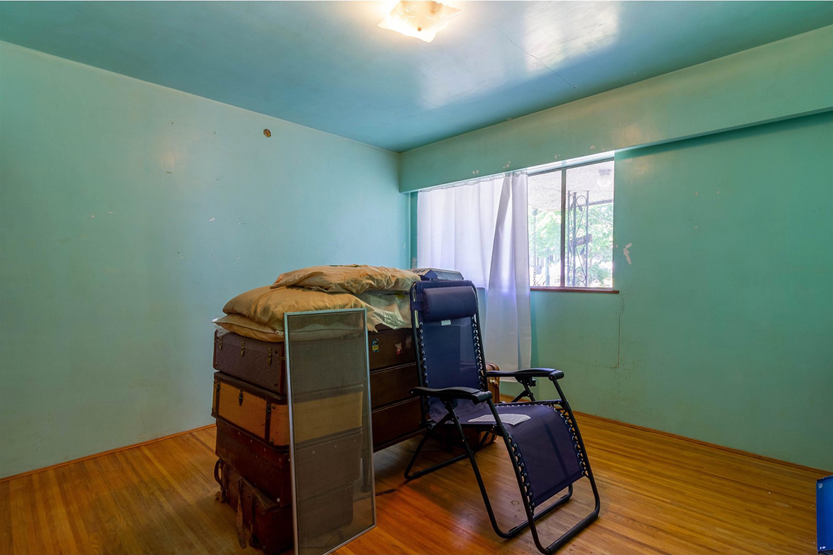 2124 E 8th Avenue, Vancouver 7