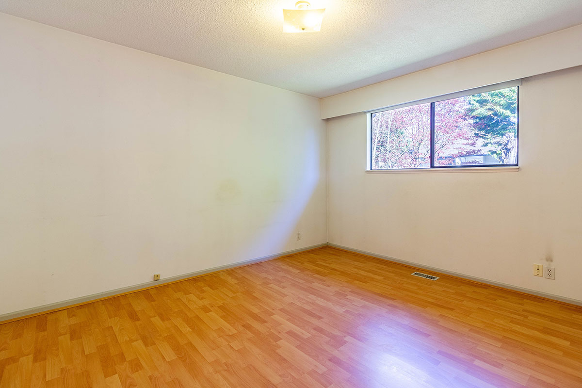 11715 83A Avenue, Delta 14