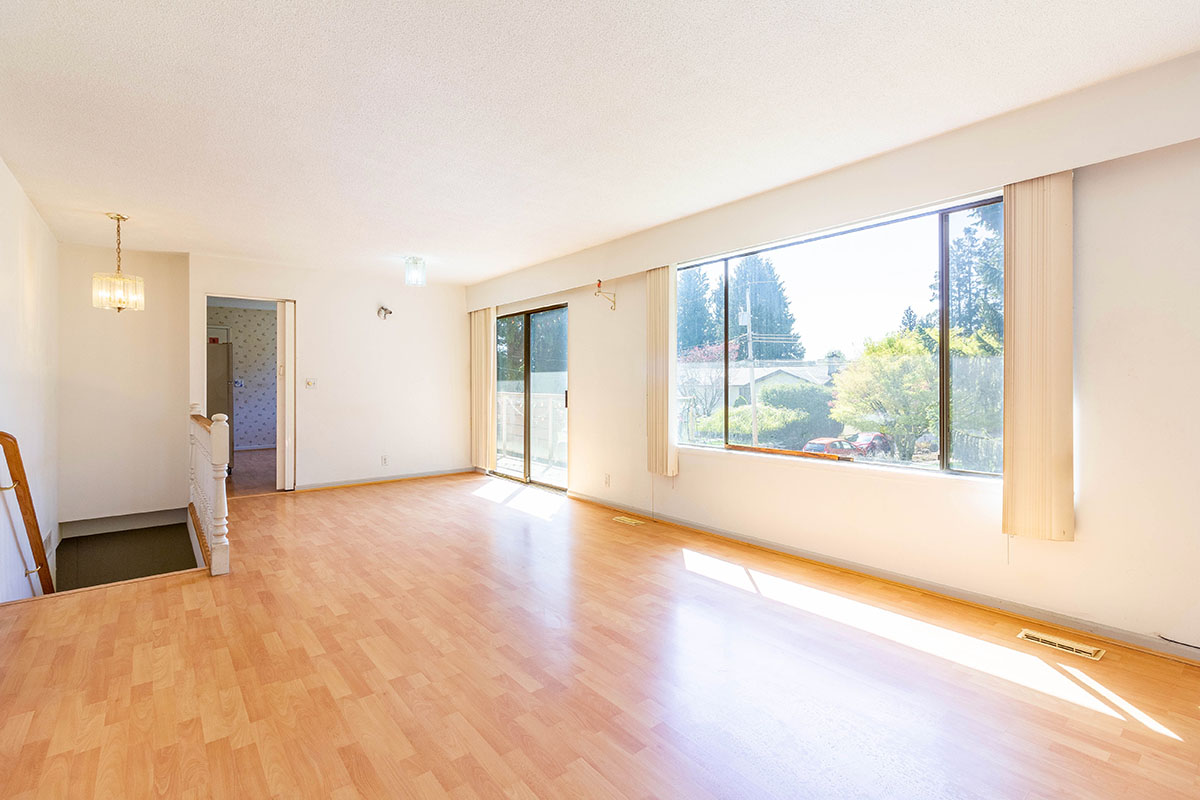 11715 83A Avenue, Delta 5