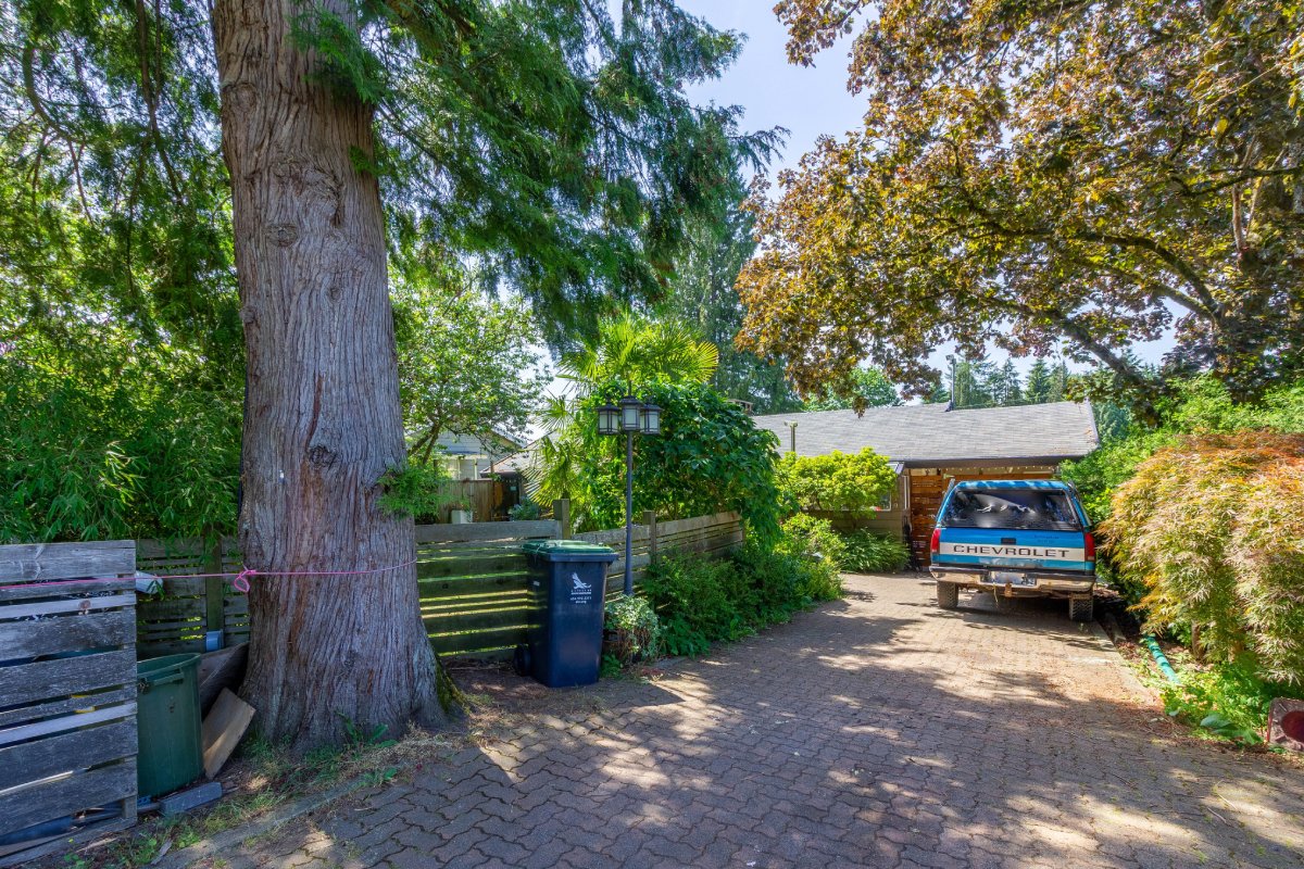 4419 Derby Place, North Vancouver 2