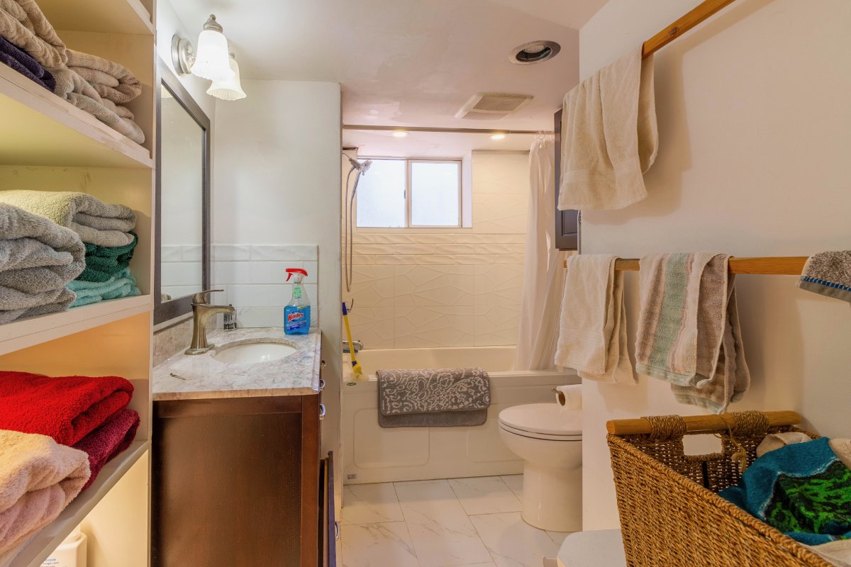 4419 Derby Place, North Vancouver 31