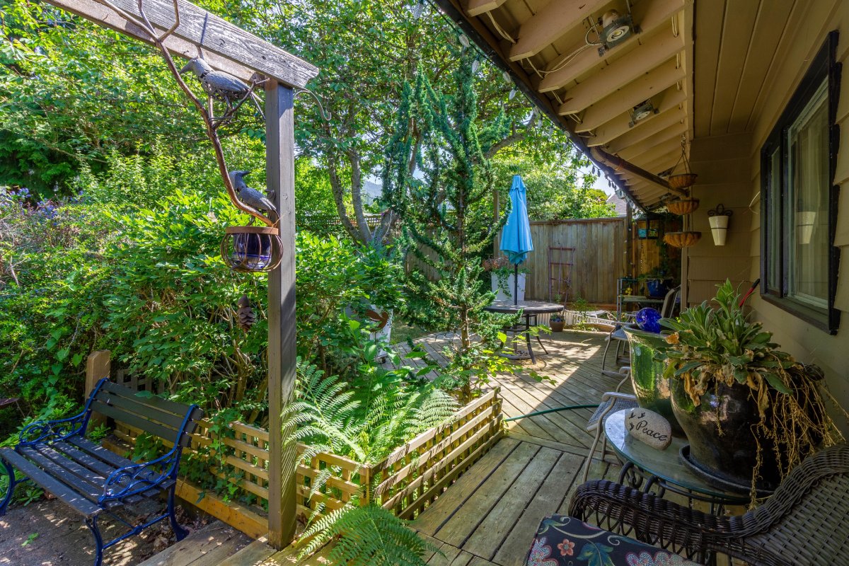 4419 Derby Place, North Vancouver 38