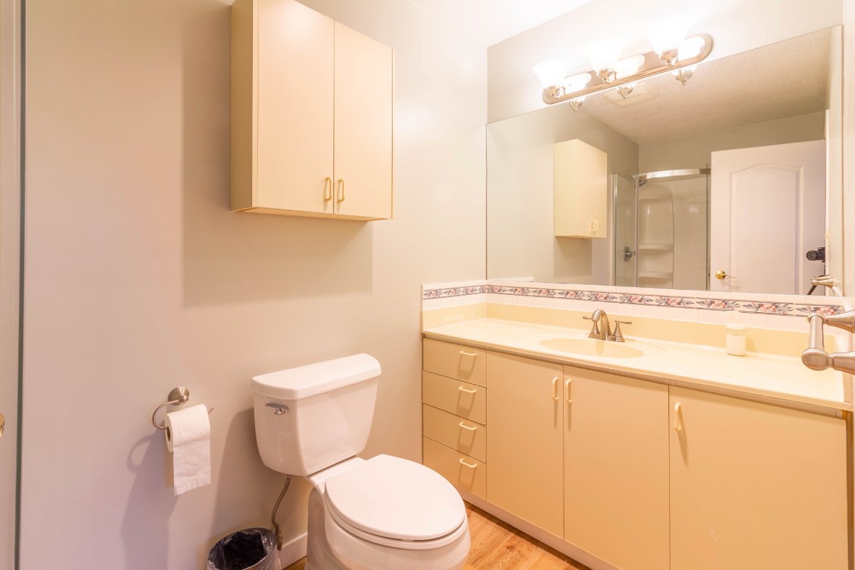 8 7315 Montecito Drive, Burnaby 13