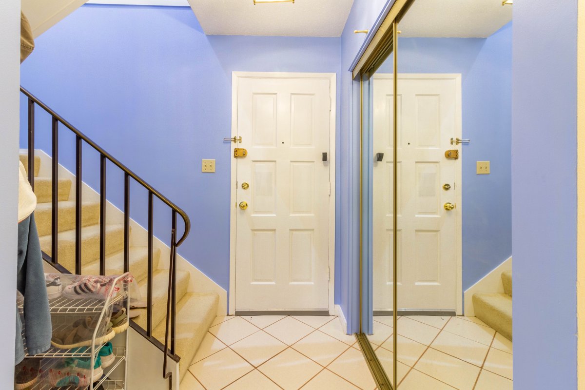 8 7315 Montecito Drive, Burnaby 23