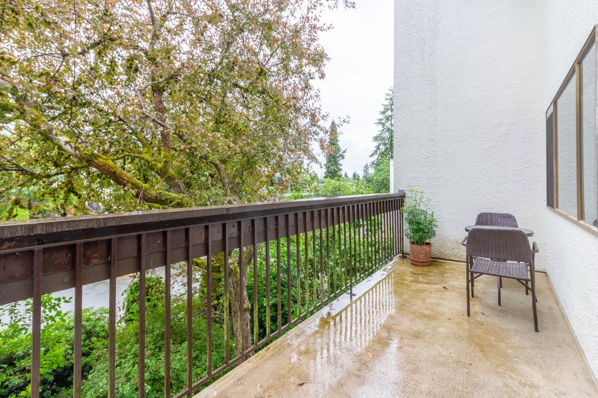 8 7315 Montecito Drive, Burnaby 5