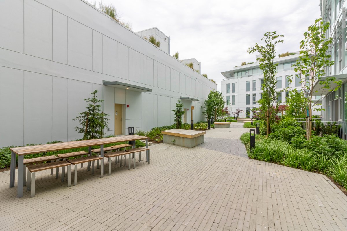 420 3438 Sawmill Crescent, Vancouver 14