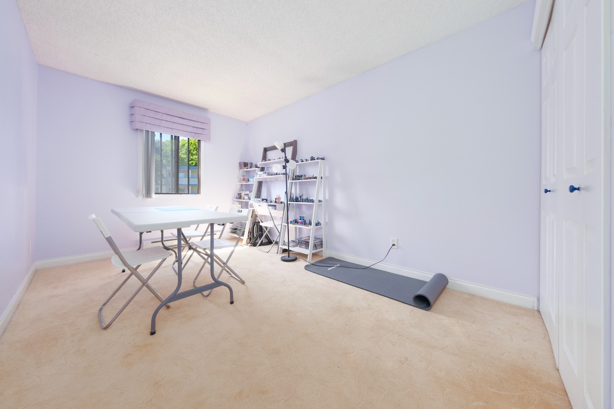 209 8700 ACKROYD ROAD 14