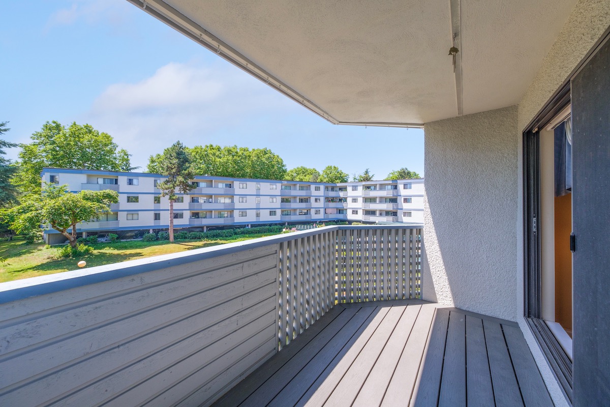 209 8700 ACKROYD ROAD 18