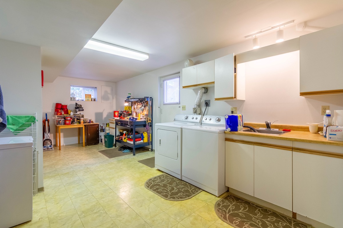 4653 CHARLOTTE COURT 17
