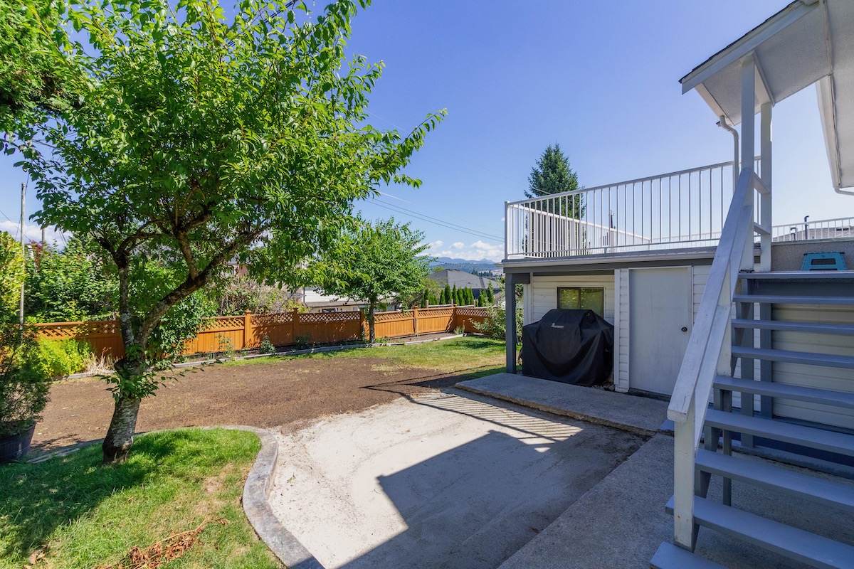 4653 CHARLOTTE COURT 27