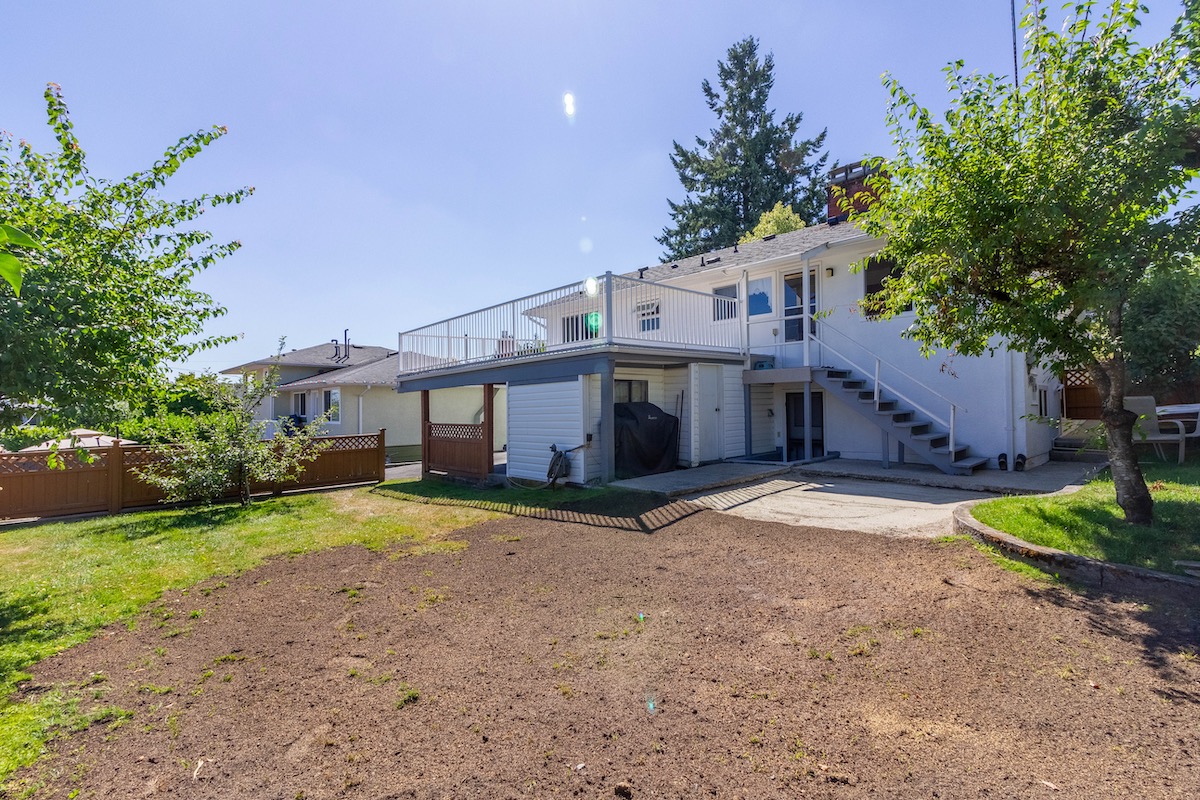4653 CHARLOTTE COURT 28