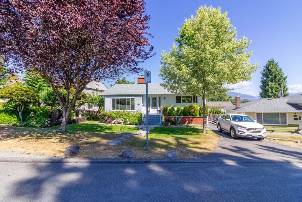 4653 CHARLOTTE COURT