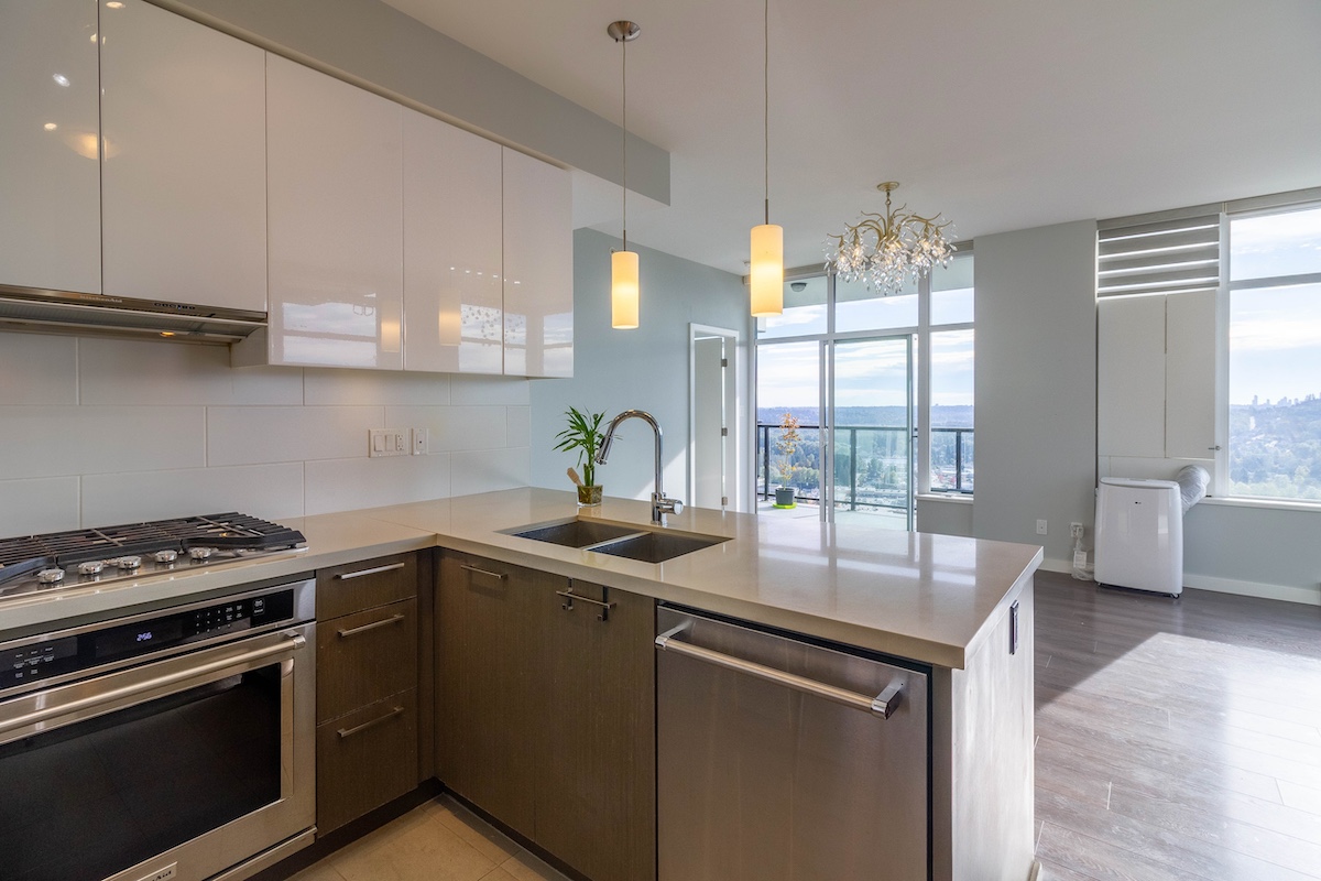 4006 3080 Lincoln Ave Coquitlam 3