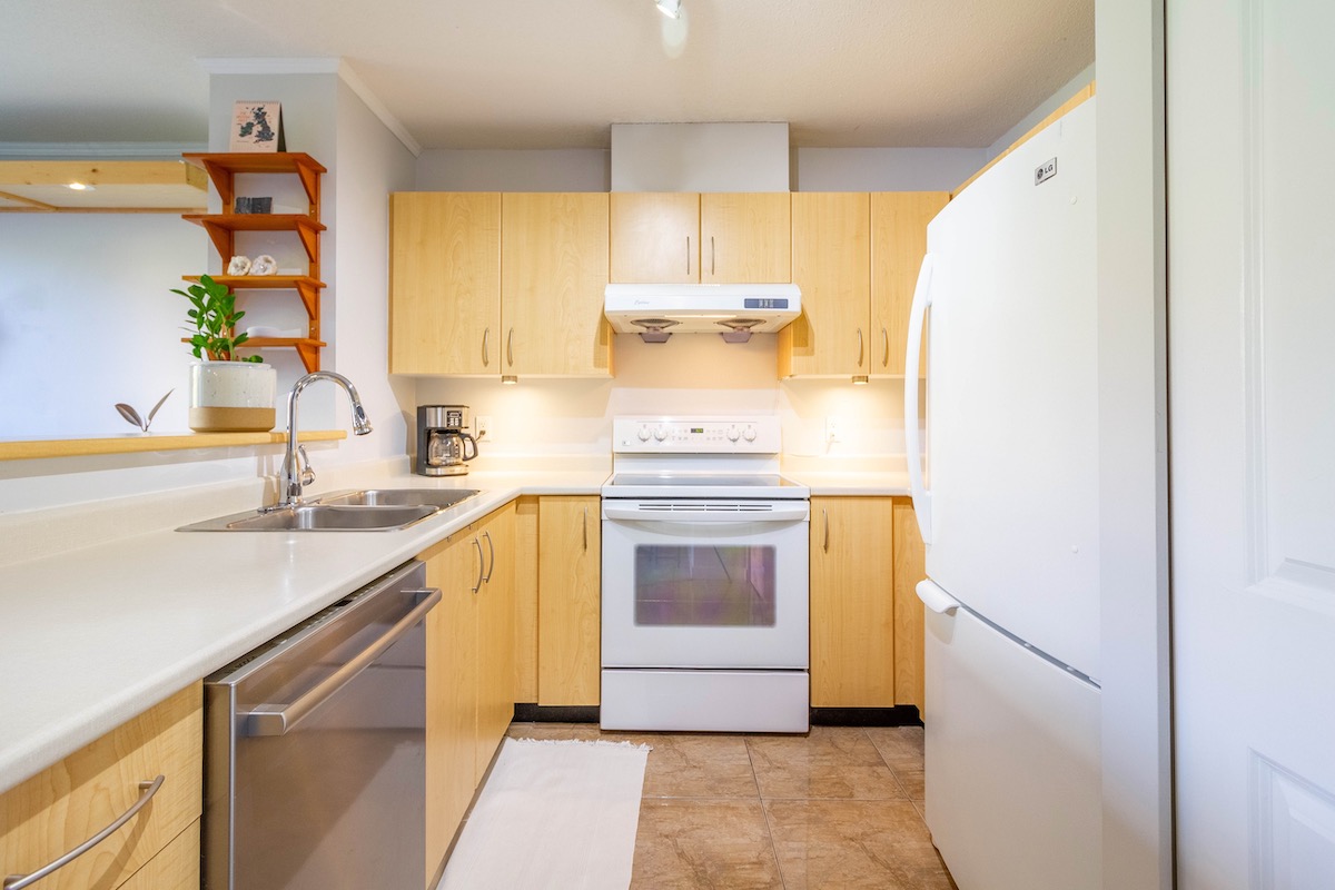 310 3588 Crowley Dr, Vancouver 11