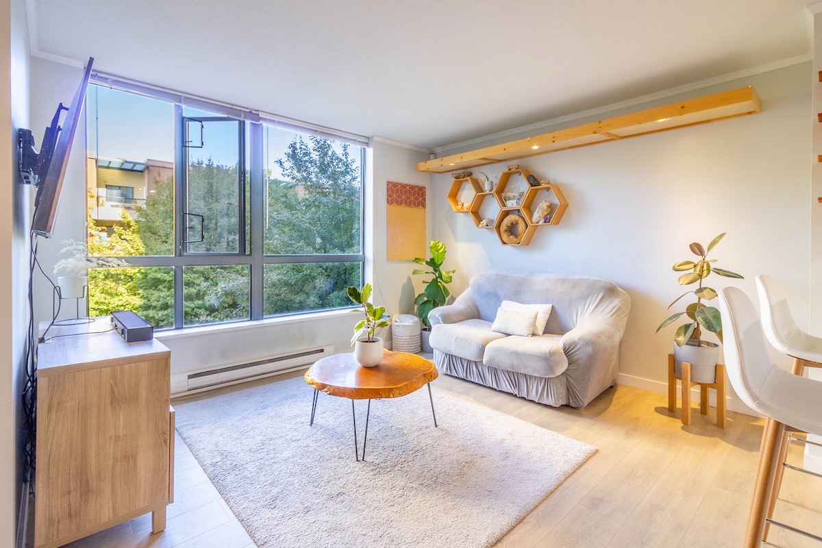 310 3588 Crowley Dr, Vancouver 2