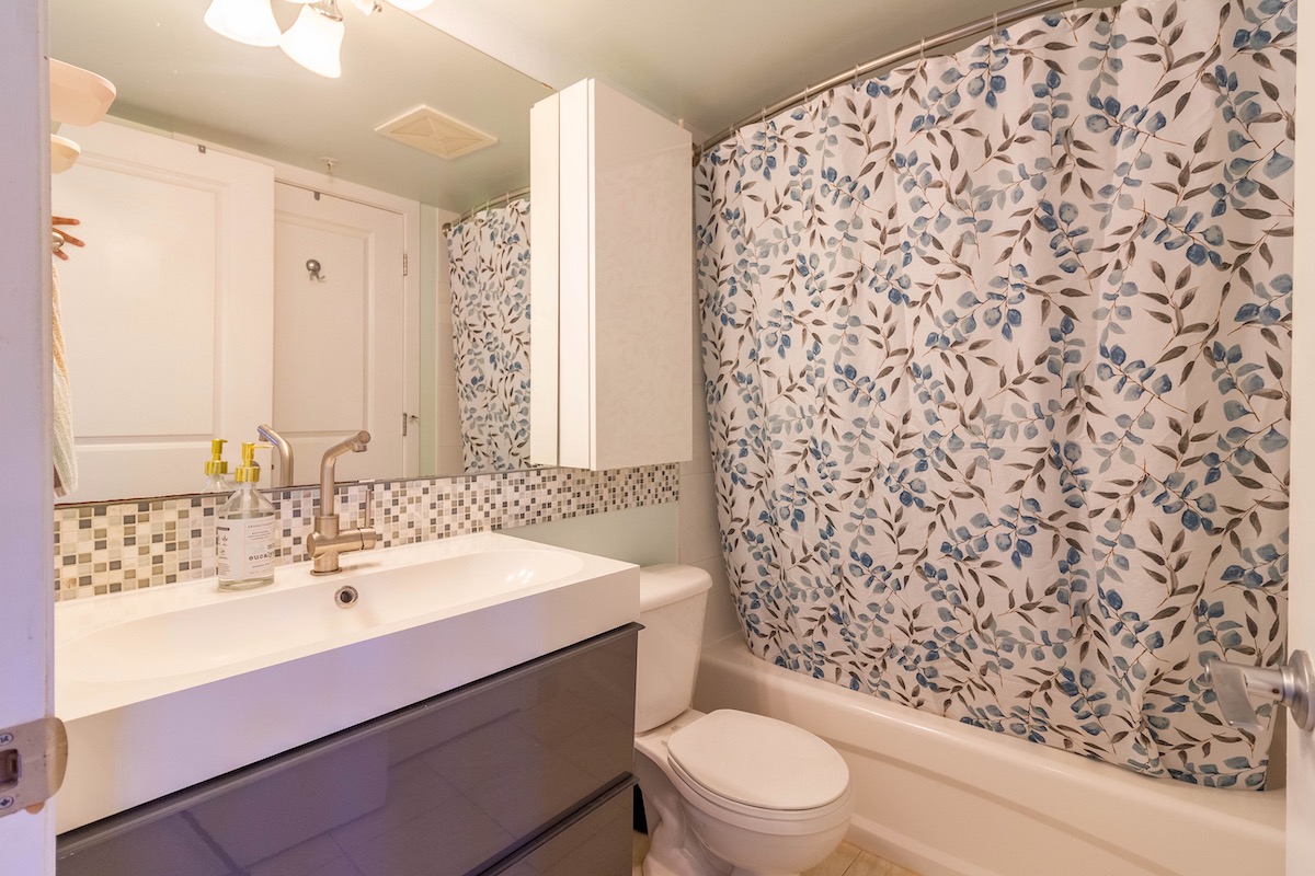 310 3588 Crowley Dr, Vancouver 21