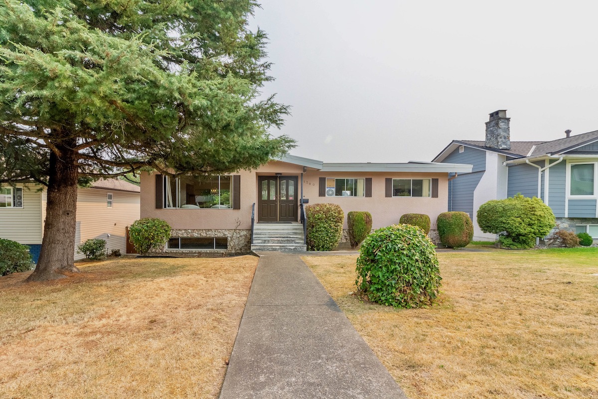1280 EASTLAWN DRIVE, BURNABY