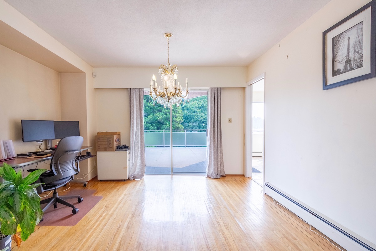 1280 EASTLAWN DRIVE, BURNABY 5