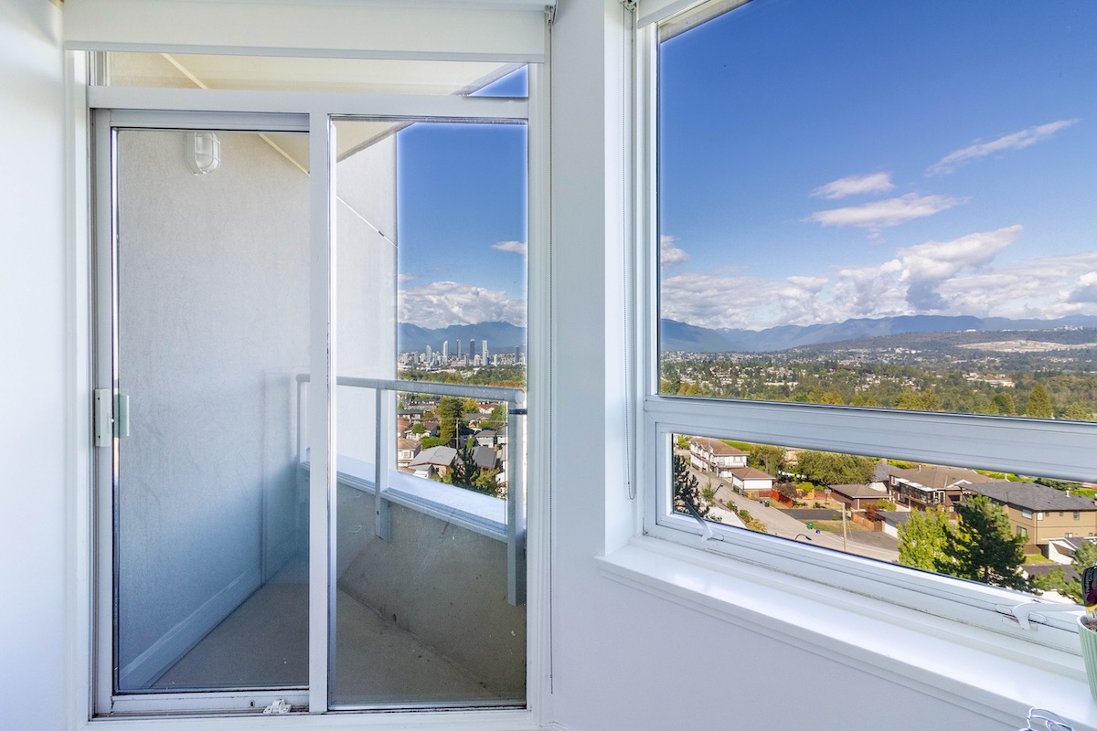 1008 6070 McMurray Ave, Burnaby 4