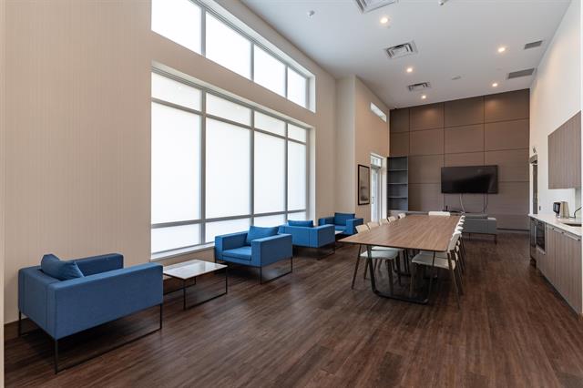 101 2738 LIBRARY LANE 19