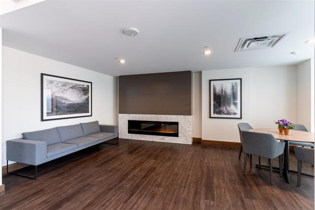 101 2738 LIBRARY LANE 20
