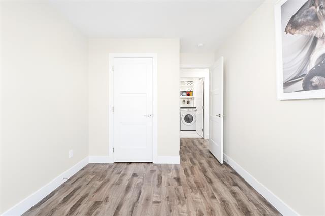 106 3419 ROXTON AVENUE 19