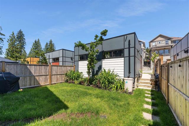 106 3419 ROXTON AVENUE 28