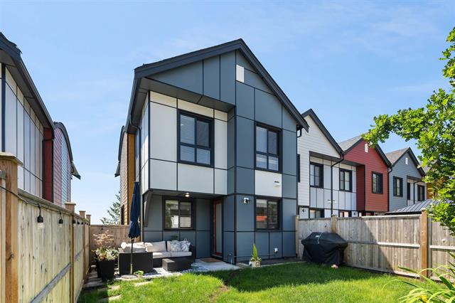106 3419 ROXTON AVENUE 29