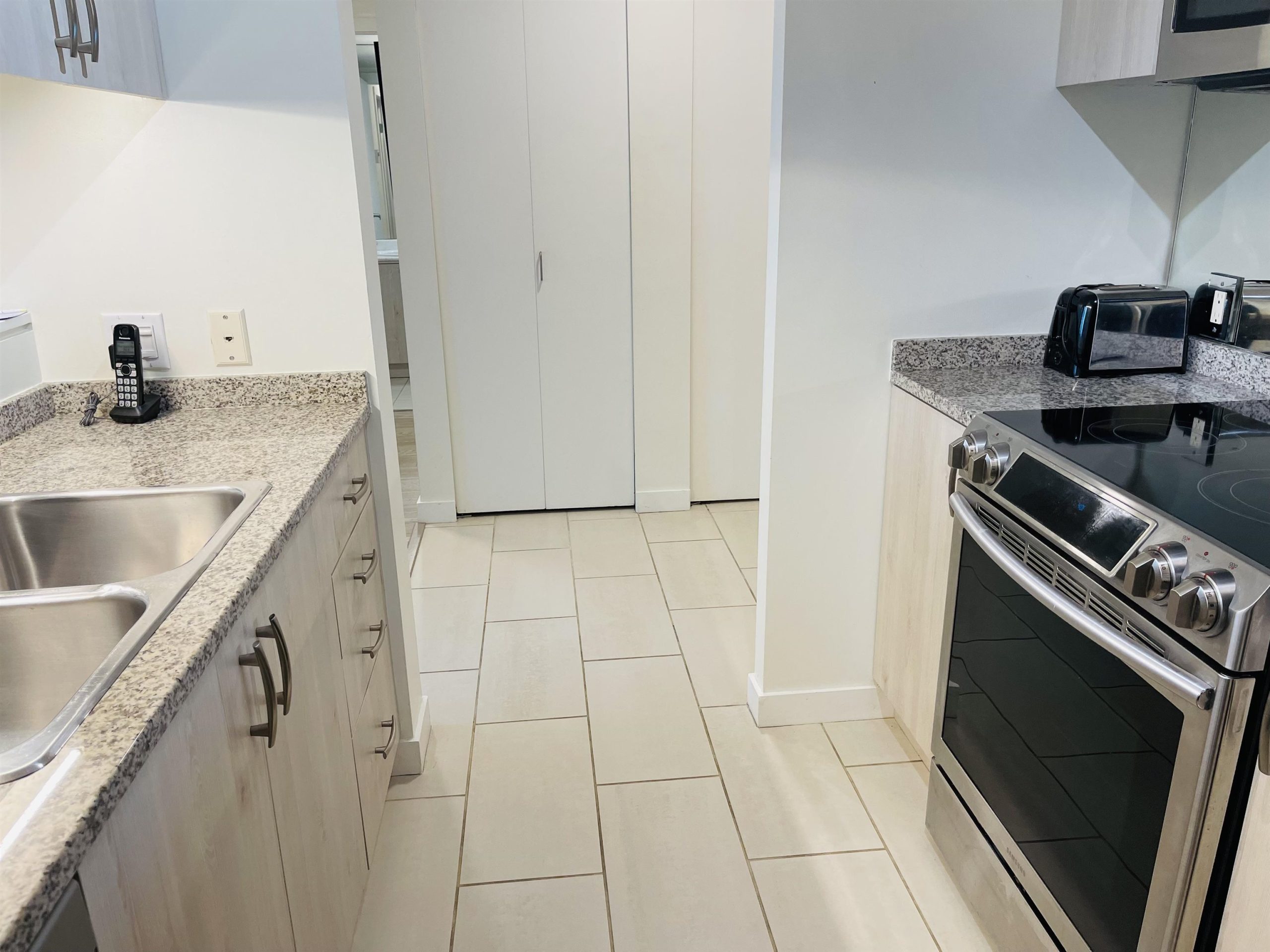 1203 1200 W GEORGIA STREET 13