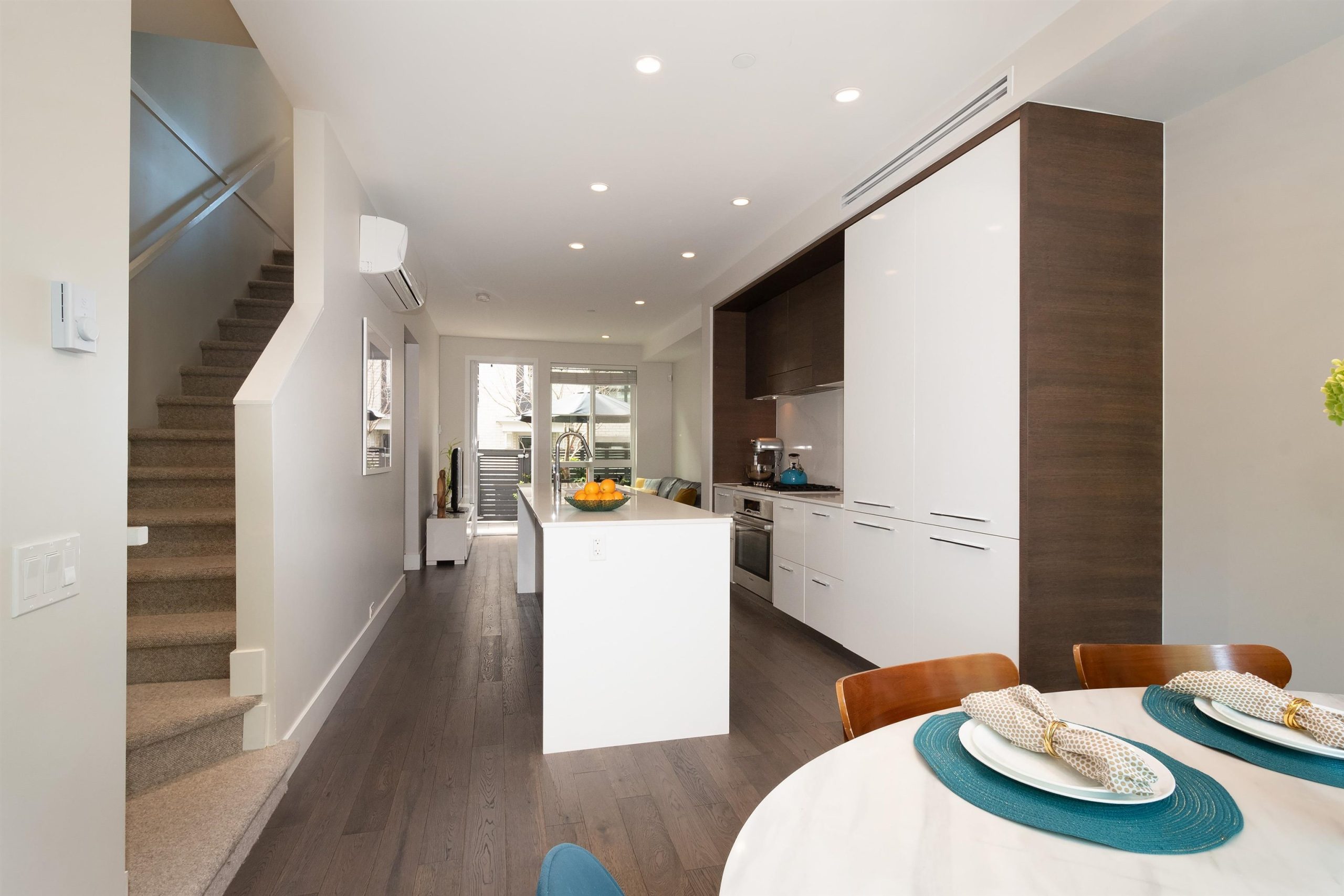 246 W 62ND AVENUE 18