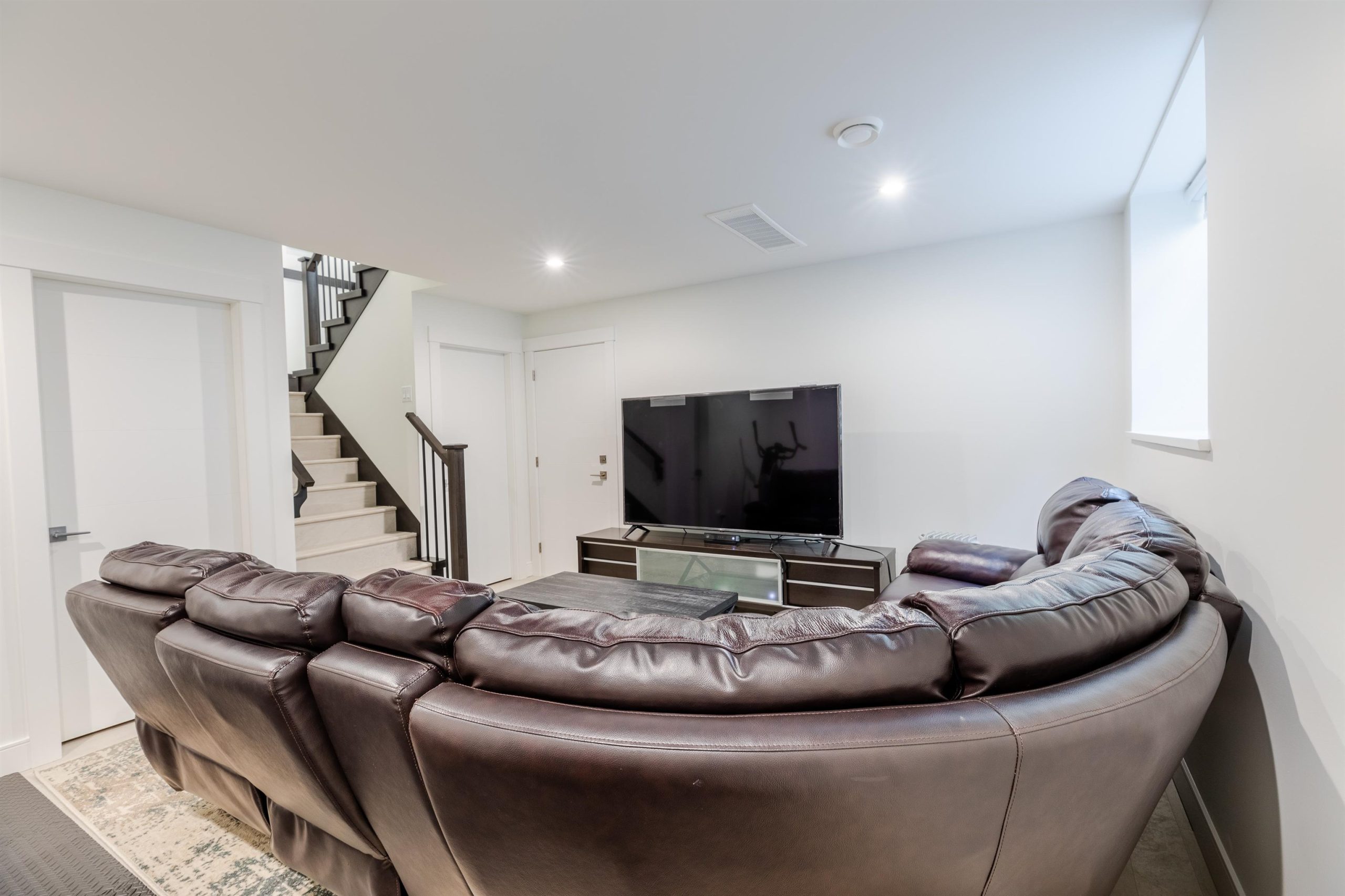 912 STEWART AVENUE 24