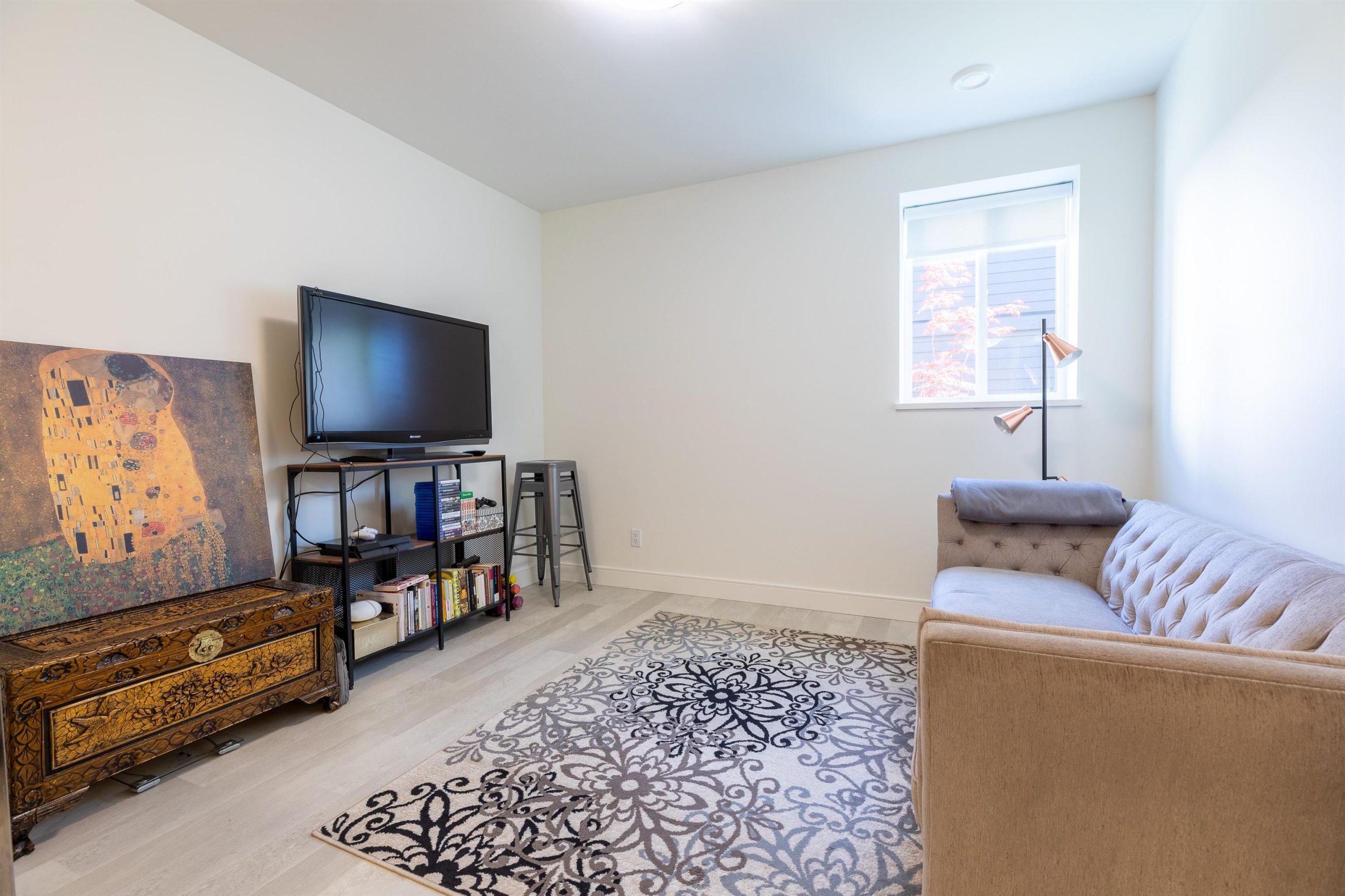 912 STEWART AVENUE 27