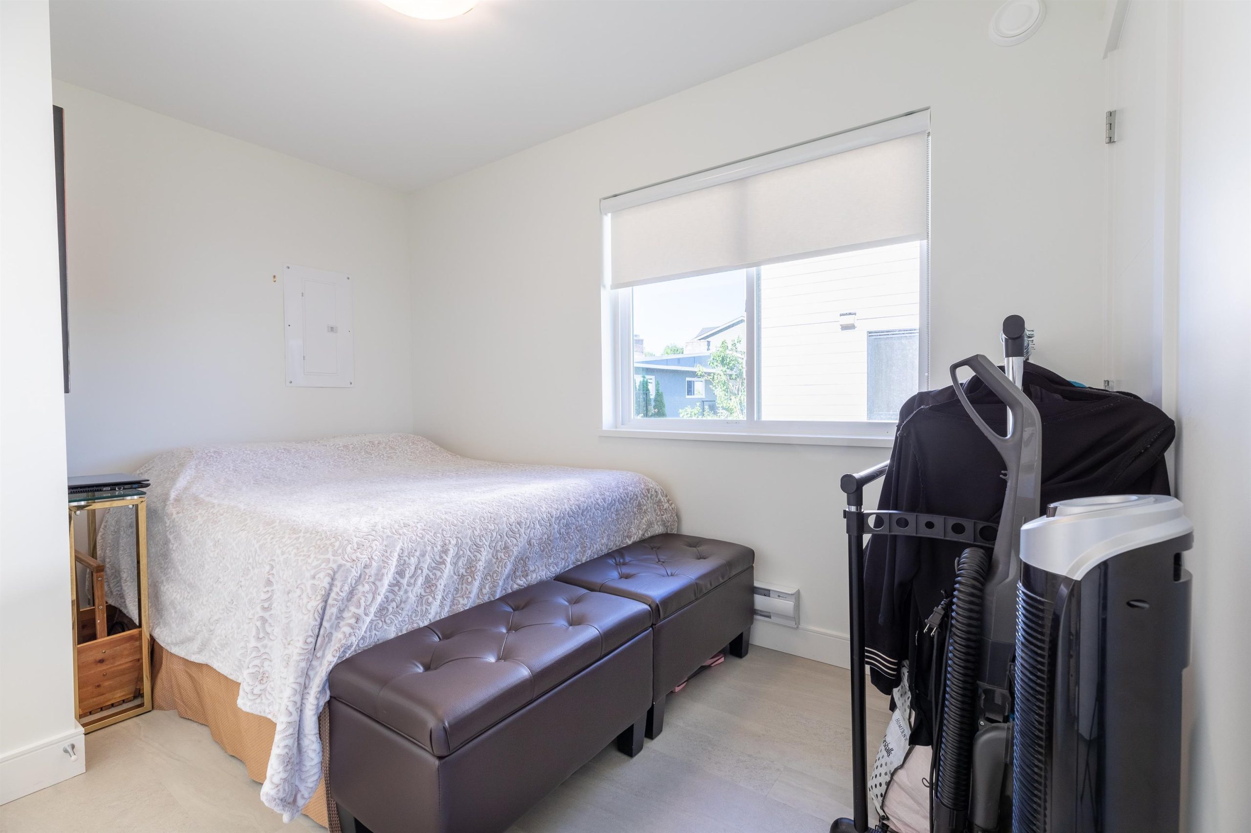 912 STEWART AVENUE 37