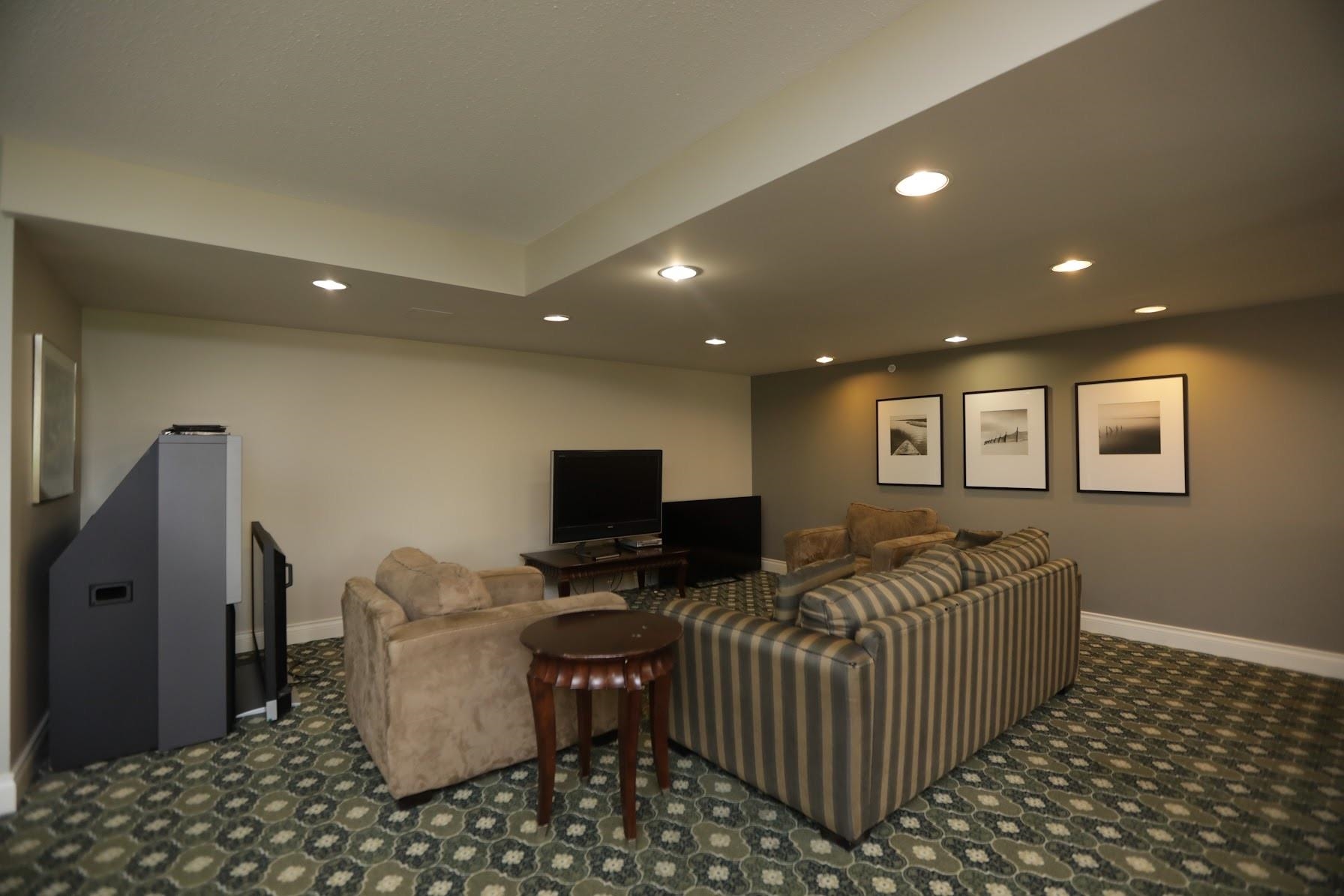 508 5933 COONEY ROAD 23
