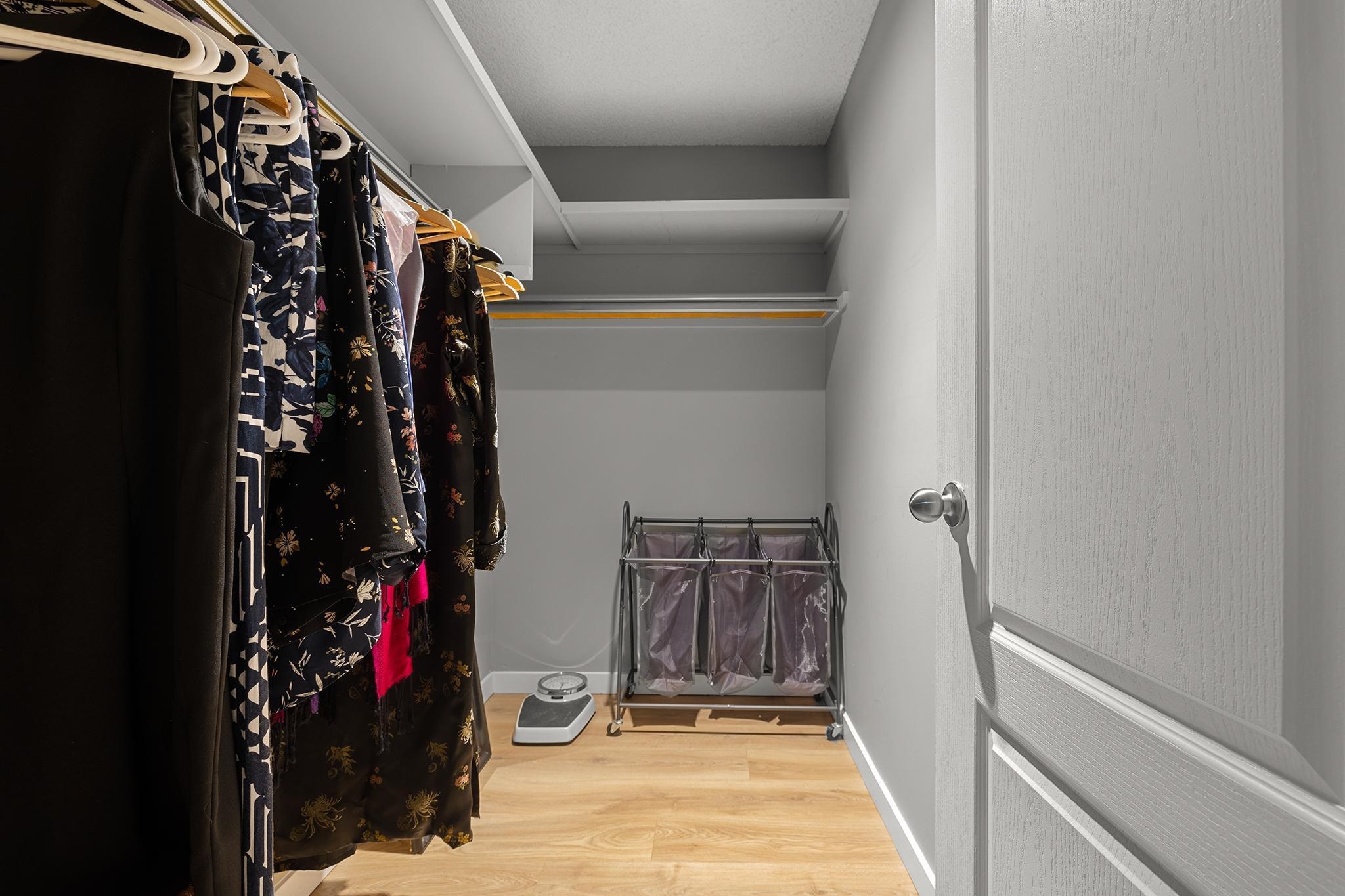 201 3921 CARRIGAN COURT 18