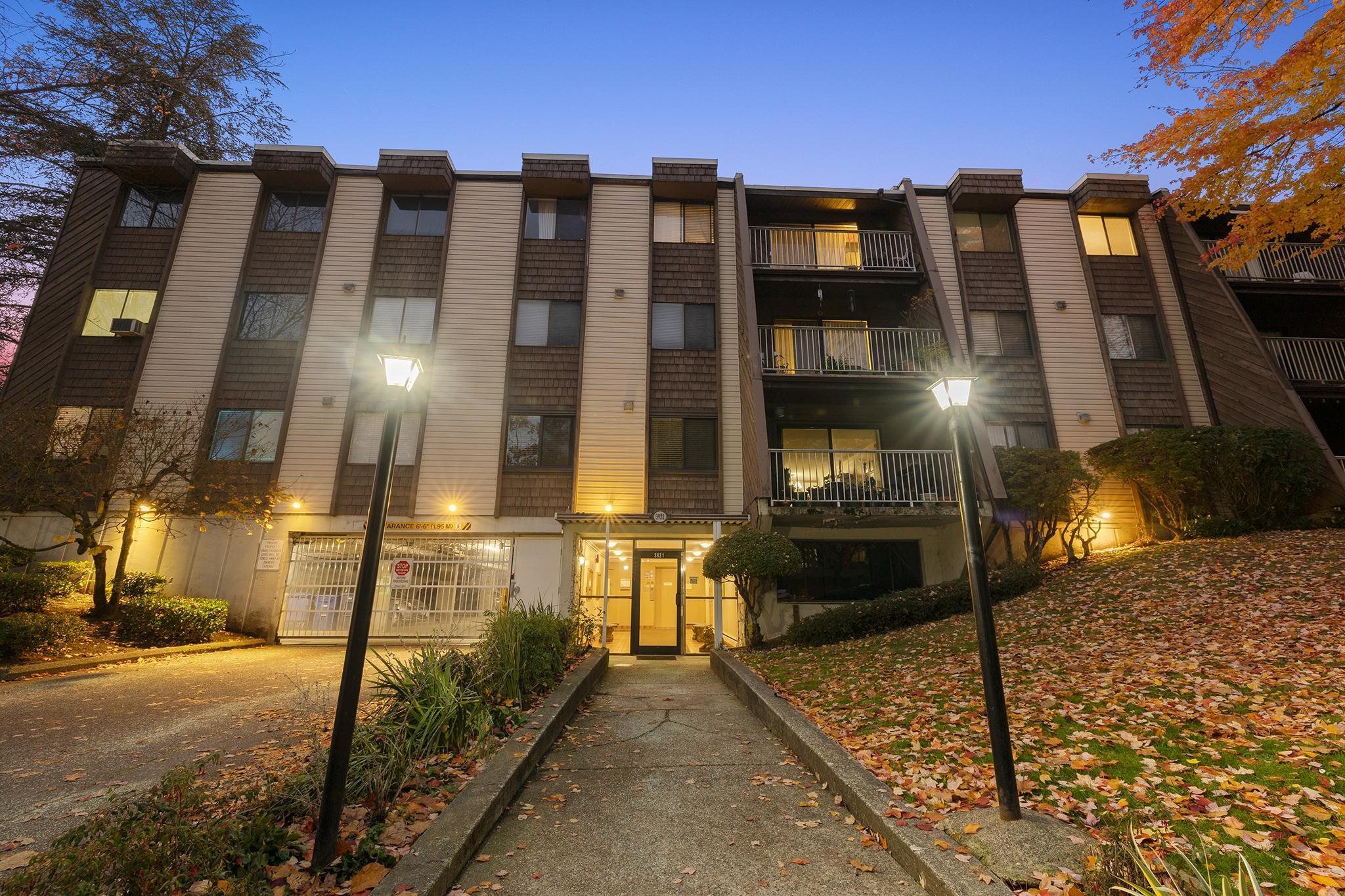 201 3921 CARRIGAN COURT 29