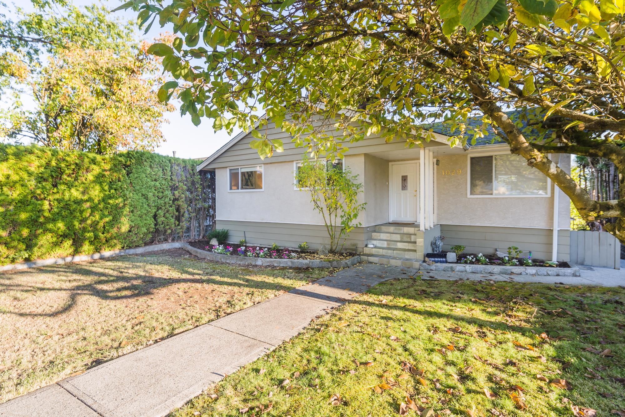 1029 CALVERHALL STREET 2