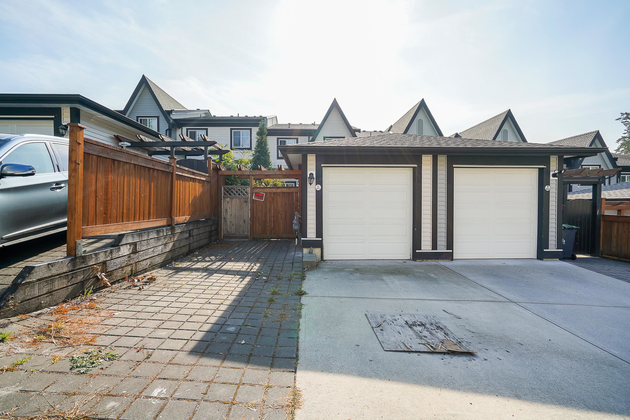 6 3411 ROXTON AVENUE 32