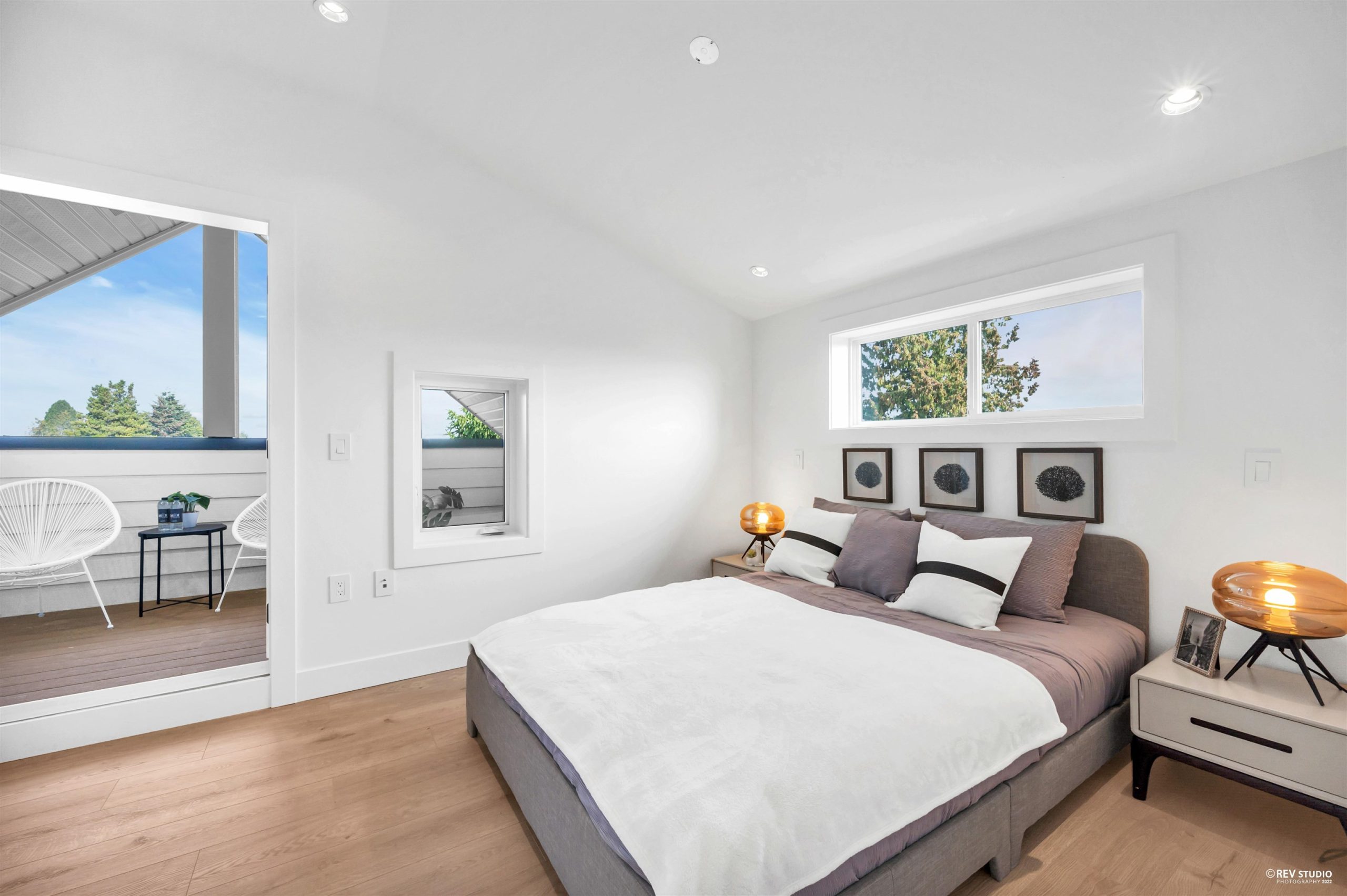 3063 GRAVELEY STREET 11