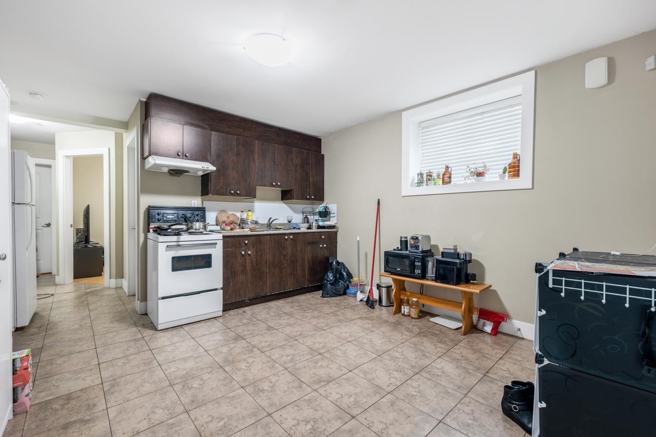 2103 UPLAND DRIVE 26