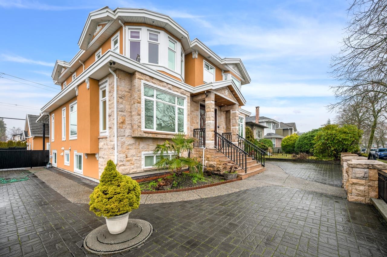 2103 UPLAND DRIVE 29