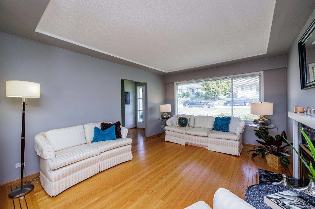 4724 BRENTLAWN DRIVE 13
