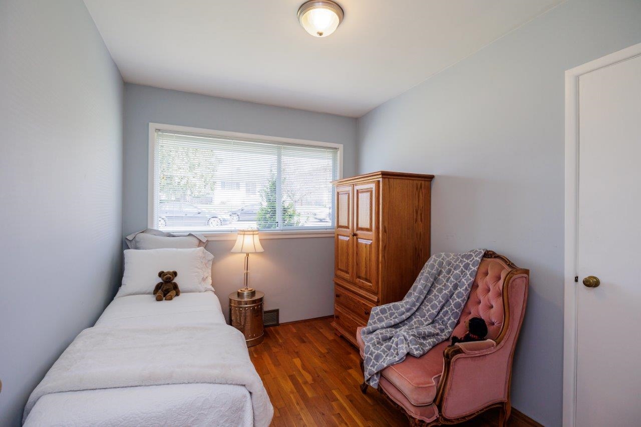4724 BRENTLAWN DRIVE 16