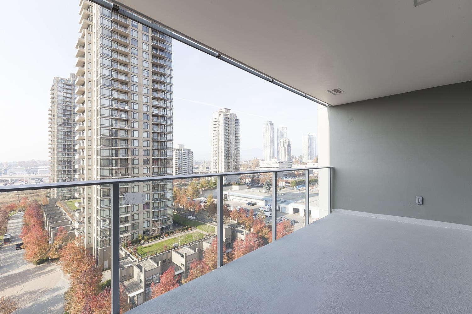 1207 2388 MADISON AVENUE 22