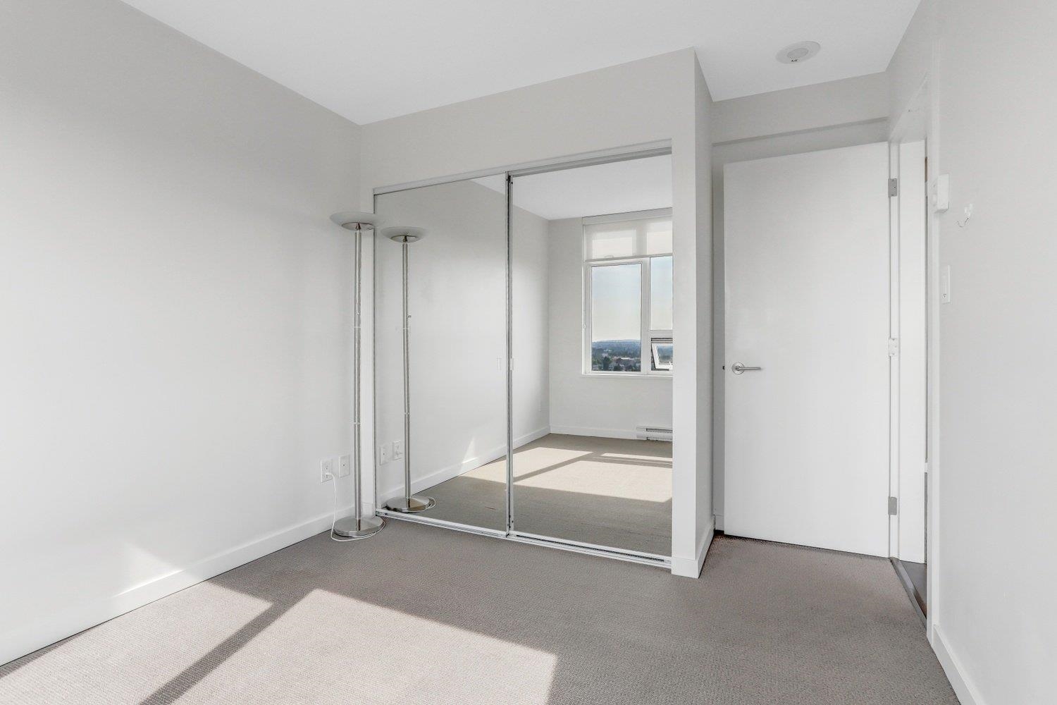 2501 5665 BOUNDARY ROAD 10