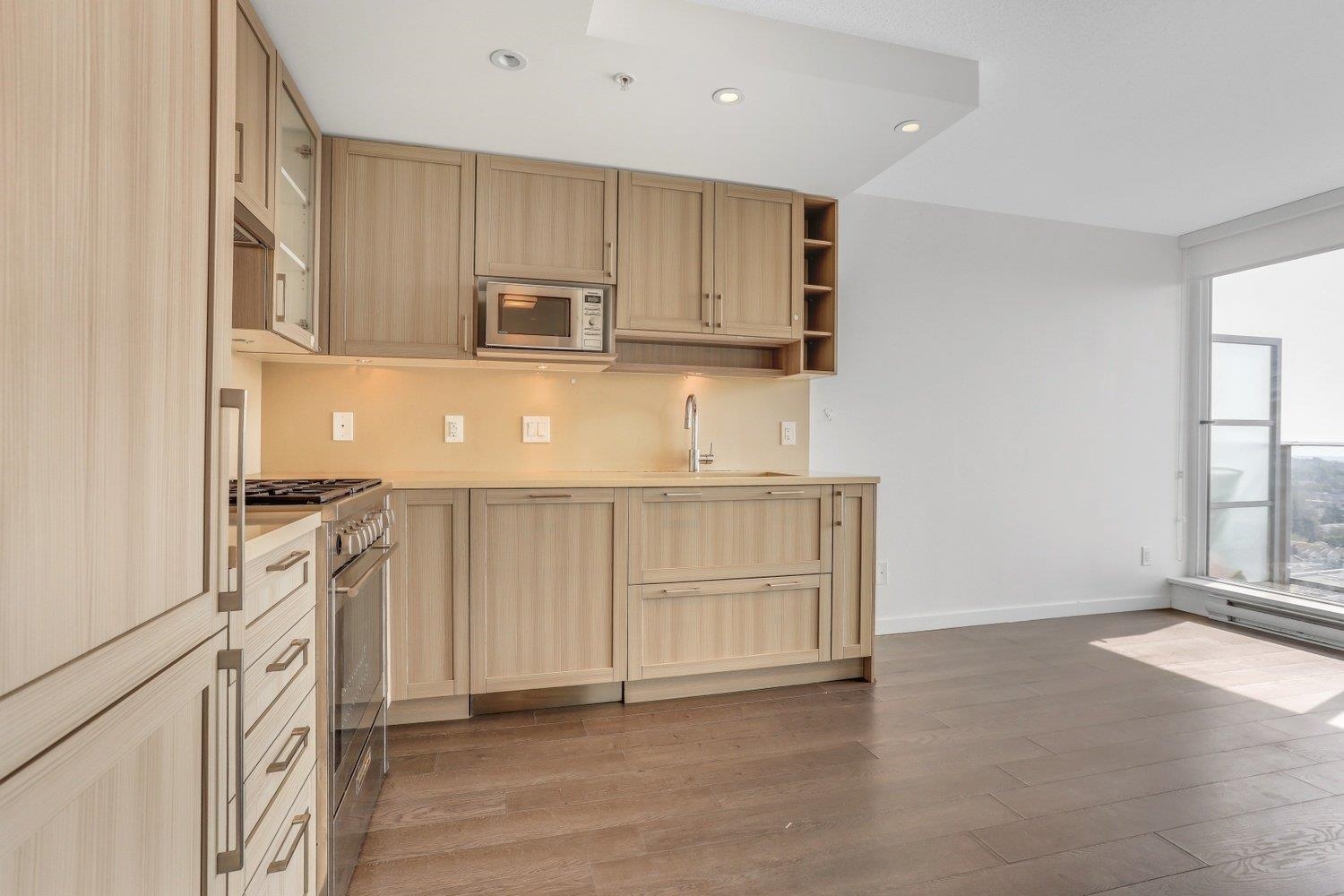 2501 5665 BOUNDARY ROAD 3