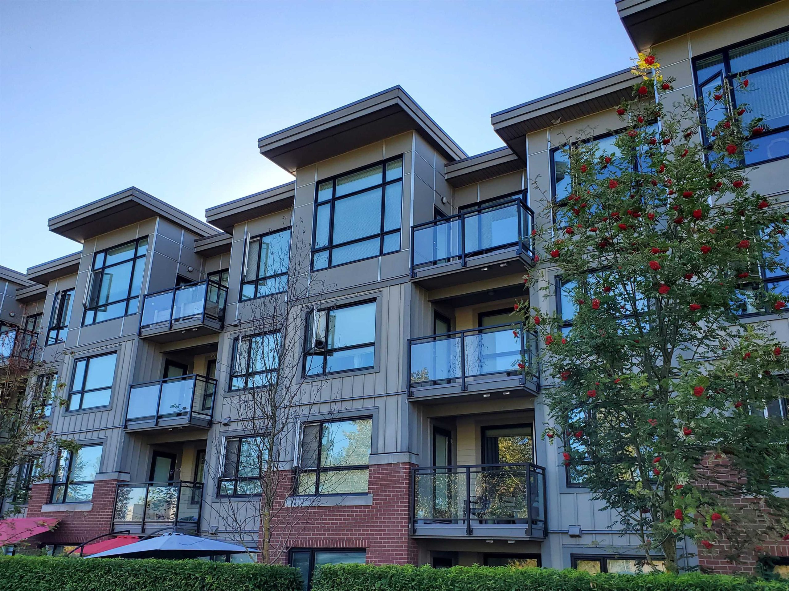406 7058 14TH AVENUE 34